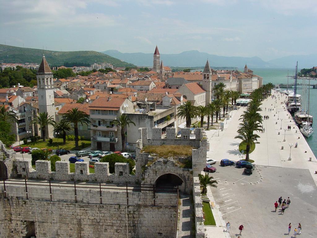 Apartment Fabijanko Oldtown Trogir Eksteriør bilde