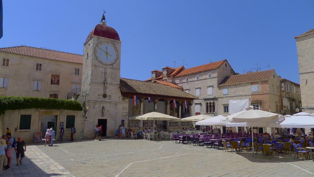 Apartment Fabijanko Oldtown Trogir Eksteriør bilde