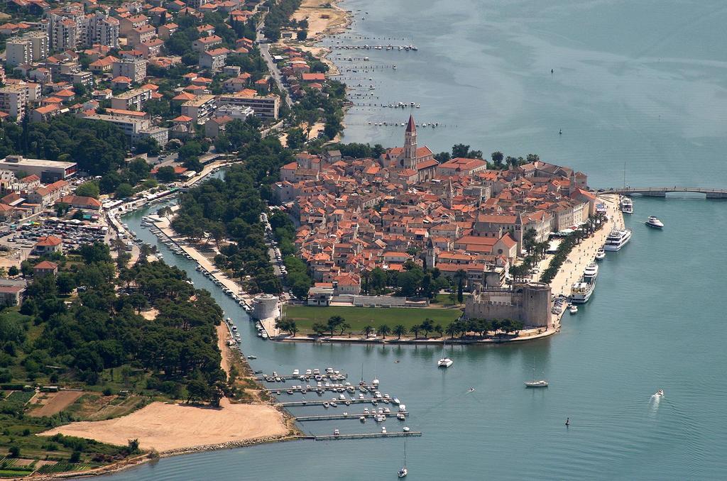 Apartment Fabijanko Oldtown Trogir Eksteriør bilde